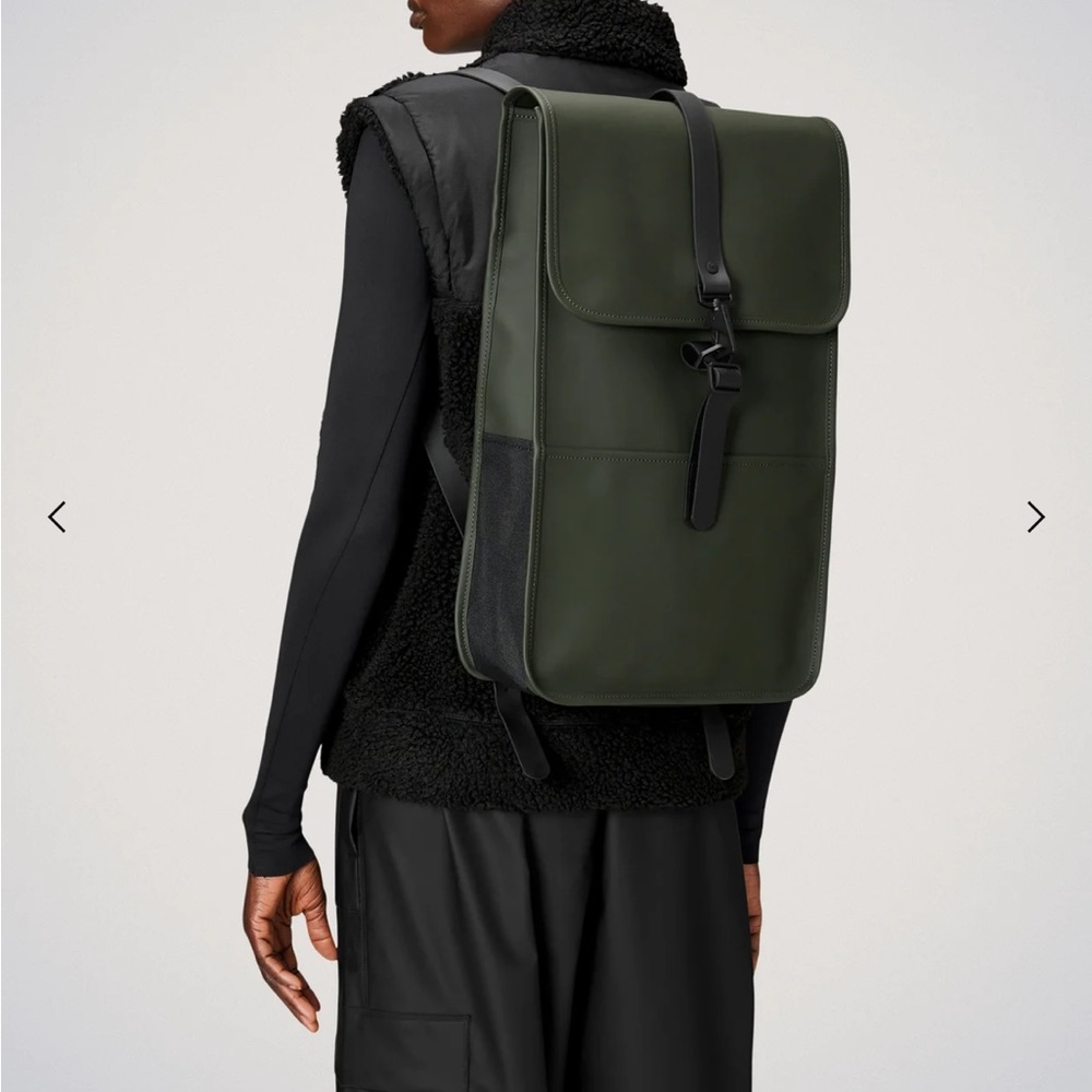 NWT Rains Backpack, Evergreen